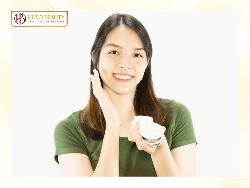 Dưỡng ẩm thường xuyên